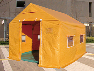 写真：緊急医療用・住居用テント「防災パック」