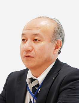 押出事業部長 栗山圭一氏